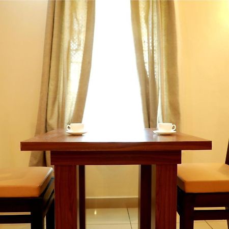 Wayanad Royal Crown Hotell Kalpetta Exteriör bild